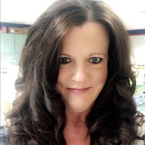 Meet your Posher, Pam